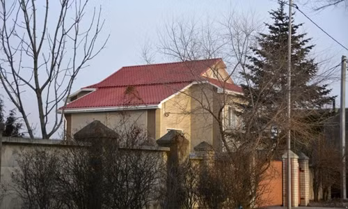 Tòa nhà được cho là trụ sở của nhóm công nghệ thông tin Triều Tiên tại Vladivostok. Ảnh: Kyodo.