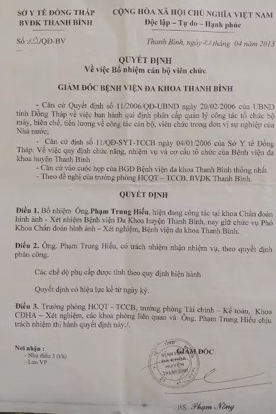 Ông Phạm Nông ký quyết định bổ nhiệm 