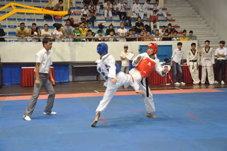 Thi đấu đối kháng nam hạng cân 60kg môn Teakwondo