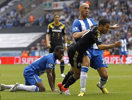 Hazard đã để lại những dấu ấn khá tốt trong trận đấu đầu tiên tại Premier League