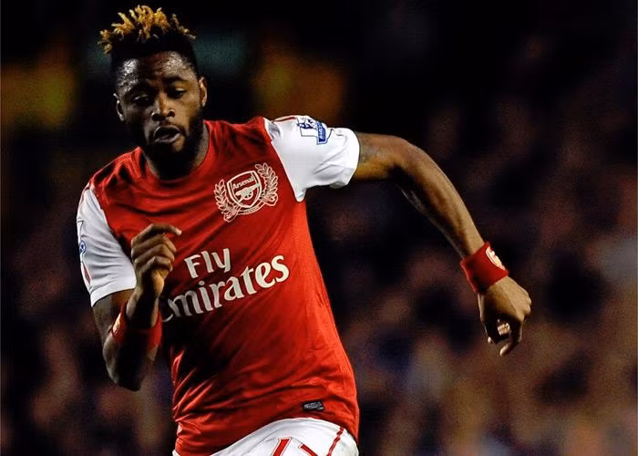 Alex Song đã chào tạm biệt các đồng đội - Ảnh Getty