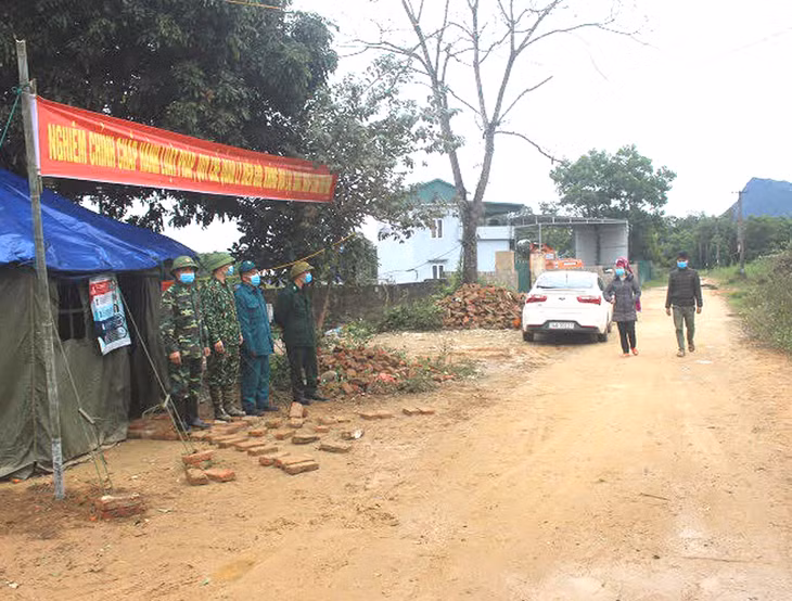 Chốt kiểm soát phòng chống dịch tại xã Quảng Đức, huyện Hải Hà (ảnh Thanh Trường-Trung tâm TT&VH Hải Hà)