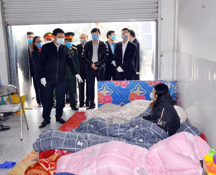 Kiểm tra việc thực hiện công tác cách ly người nhập cảnh từ Trung Quốc về Việt Nam tại Công t TNHH Cen 
