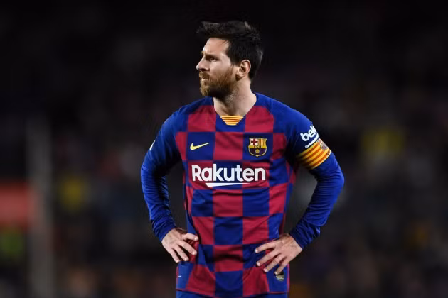  Messi đang đối mặt với quá nhiều sóng gió.