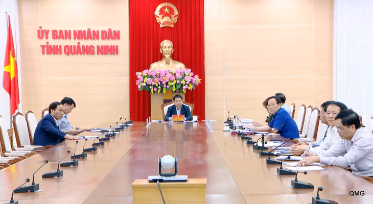 Quang cảnh cuộc giao ban.