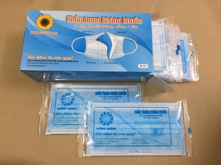 Bộ Y tế sẽ áp dụng chế độ cấp giấy phép xuất khẩu đối với mặt hàng khẩu trang y tế trong giai đoạn phòng, chống dịch Covid-19 và chỉ cho phép xuất khẩu với mục đích viện trợ, hỗ trợ quốc tế.