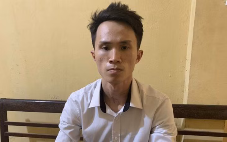 Hưng tại cơ quan điều tra. Ảnh: Minh Trang.