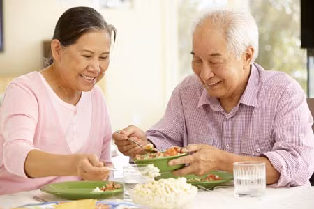 Một chế độ ăn phù hợp sẽ giúp tăng cường hệ miễn dịch.