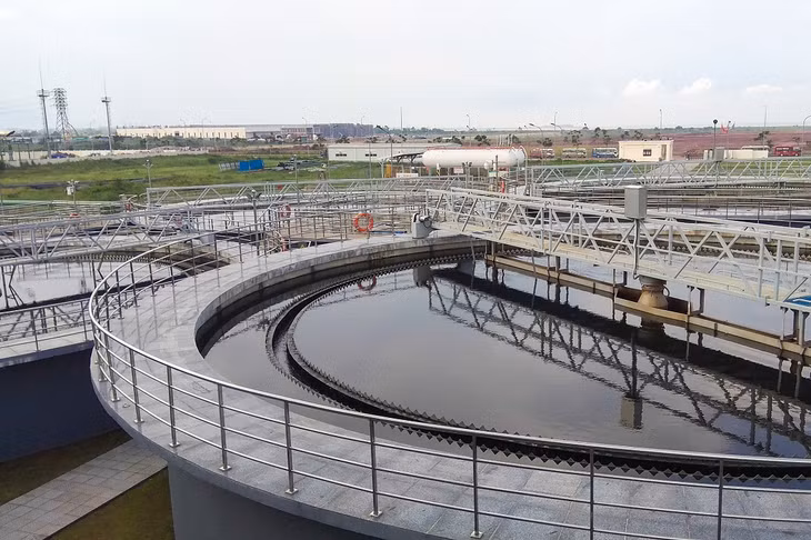 Trạm xử lý nước thải tập trung của toàn bộ KCN Cảng biển Hải Hà được đặt tại xã Quảng Điền (huyện Hải Hà).