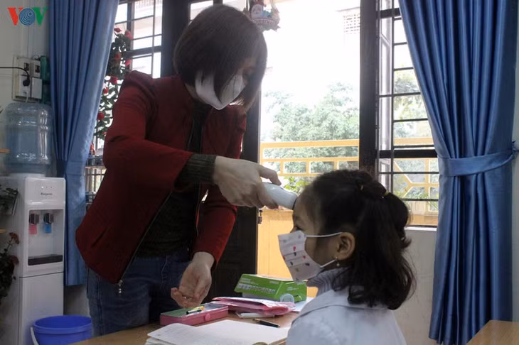 Bộ GD-ĐT đề nghị cho học sinh từ mầm non đến lớp 9 nghỉ thêm 2 tuần.