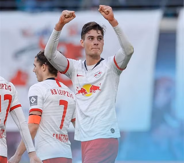 Patrik Schick ghi 1 bàn và có 1 kiến tạo ở trận này.