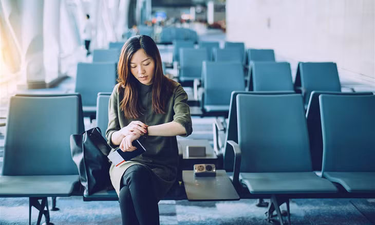 Sân bay là nơi tập trung nhiều mầm bệnh. Ảnh: Lonely Planet.