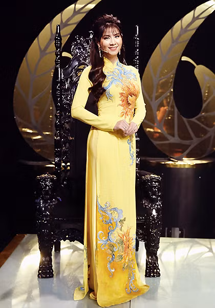 Kha Ly làm giám khảo cuộc thi "Solo cùng bolero" mùa sáu. Ảnh: Anh Châu.