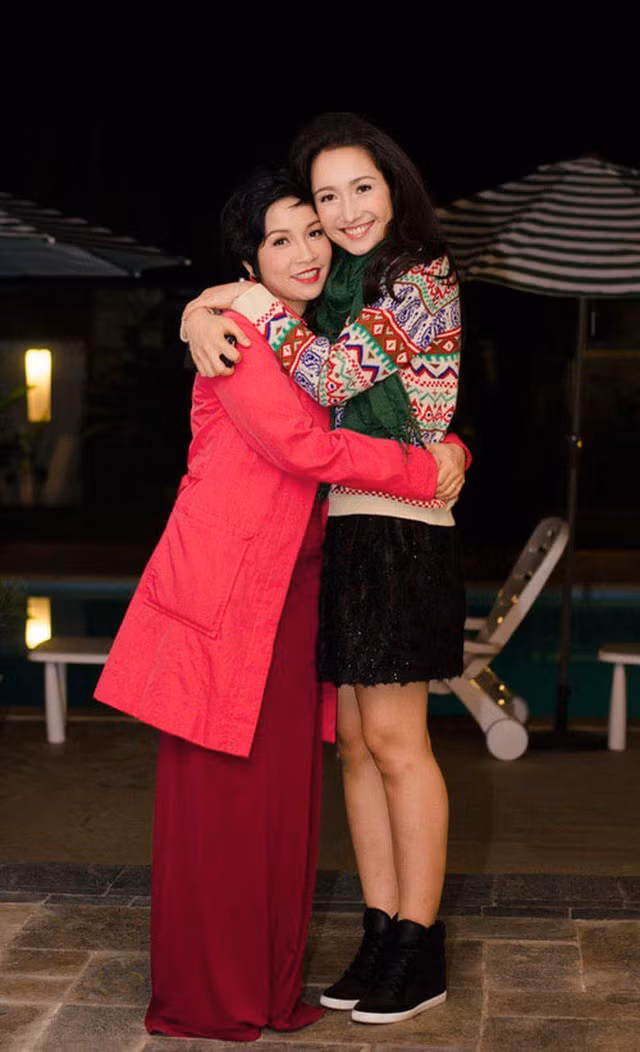 Mỹ Linh và Anna.