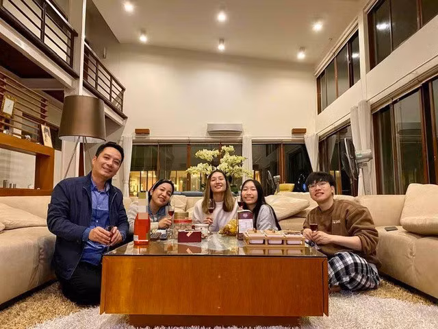 Gia đình hạnh phúc của Mỹ Linh - Anh Quân.