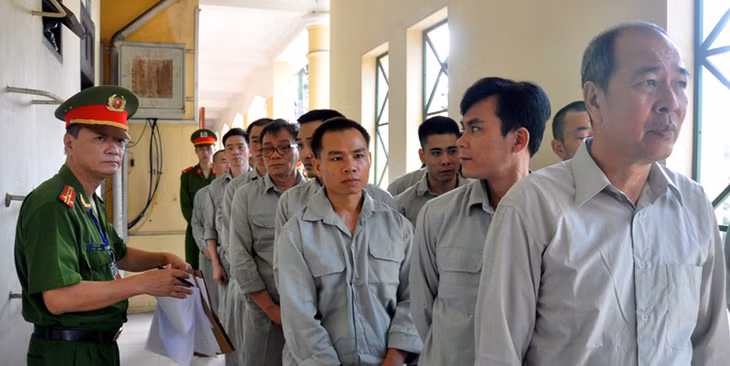 Kiểm tra danh sách cử tri “đặc biệt” lần cuối.