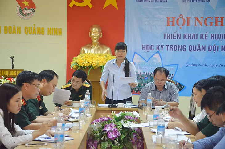 Đồng chí Vũ Thị Diệu Linh, Phó Bí thư Thường trực Tỉnh Đoàn phát biểu kết luận hội nghị. 