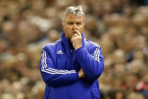  HLV Hiddink xác nhận sẽ ở lại Chelsea mùa sau
