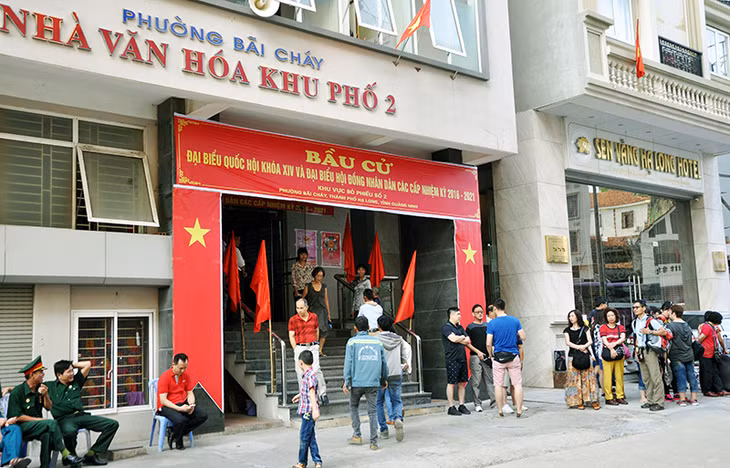 Khu vực bỏ phiếu số 2, phường Bãi Cháy, TP Hạ Long.