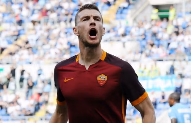 Dzeko đang trên đường trở lại Ngoại hạng Anh. Ảnh: Internet.