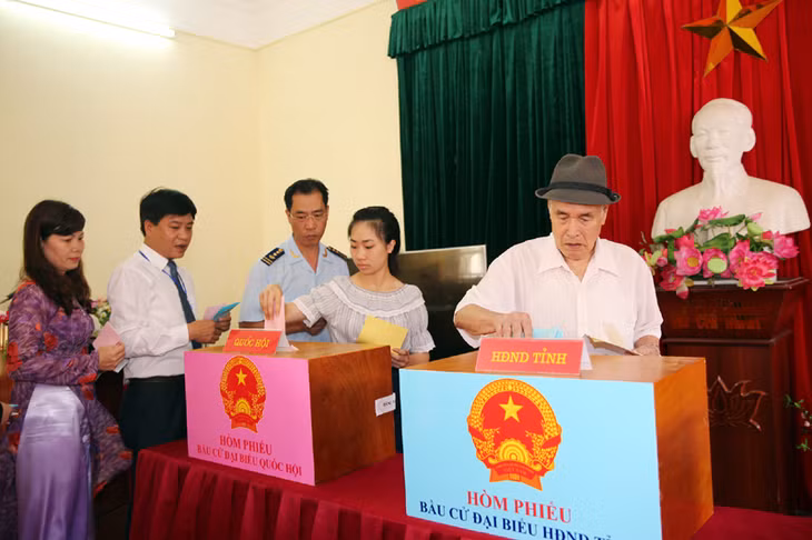 Cử trị phường Trần Phú