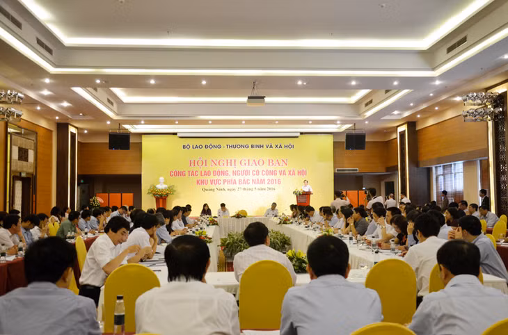 Quang cảnh hội nghị