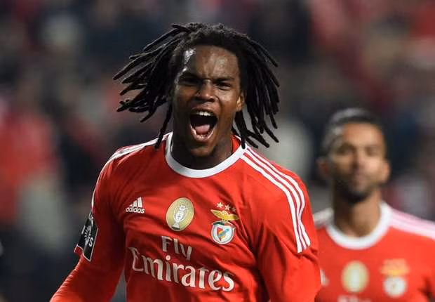  Sanches phá vỡ kỷ lục của Ronaldo. Ảnh: Internet.