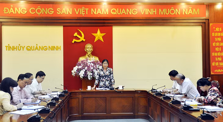 Đồng chí Đỗ Thị Hoàng phát biểu tại hội nghị