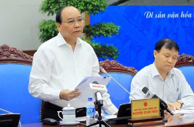 Phó Thủ tướng Nguyễn Xuân Phúc, Trưởng Ban Chỉ đạo 389 phát biểu tại cuộc họp. (Ảnh: An Đăng/TTXVN) 