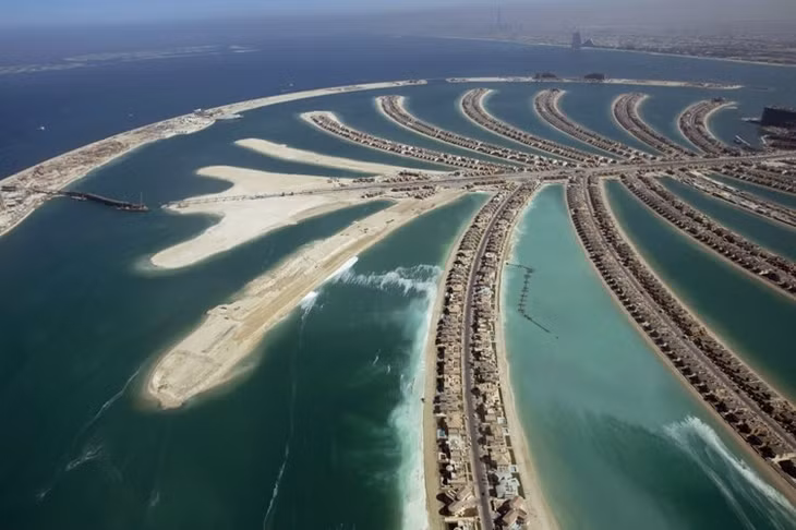  Ông Sheik Mohammed bin Rashid al-Maktoum, chủ nhân của Dubai quyết định thành phố cần một 