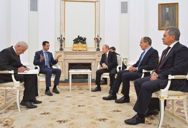 Cuộc hội đàm giữa Tổng thống Syria Bashar al Assad với Tổng thống Nga Vladimir Putin chỉ được công bố sau khi ông Assad quay về nước (Nguồn: RT)