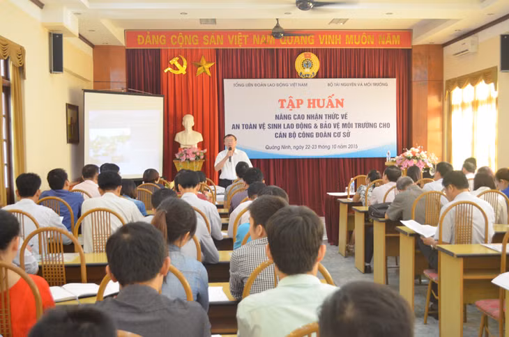 Quang cảnh lớp tập huấn