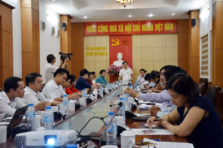 Quang cảnh buổi họp báo