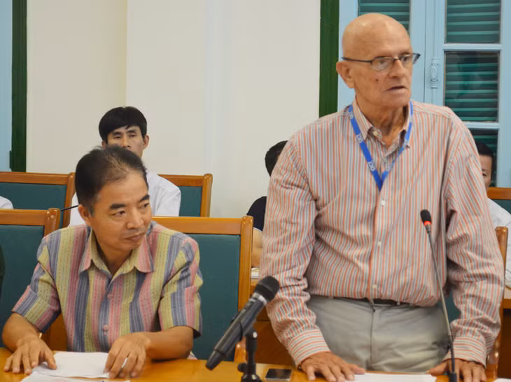 Đại diện Công ty TNHH Cảng Công-ten-nơ quốc tế Cái Lân (CICT) đề xuất kiến nghị