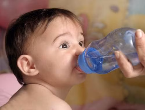 Nước trắng giúp cơ thể trẻ hấp thu tốt mà không bị thừa năng lượng.