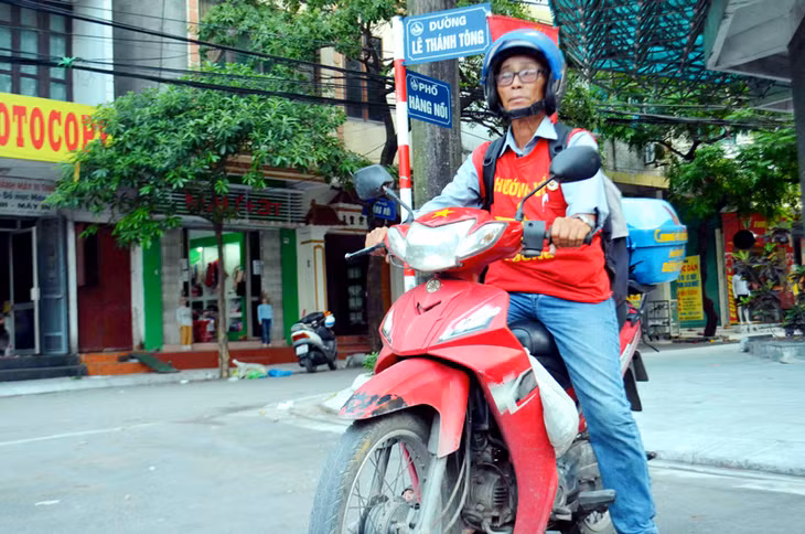 Nhạc sĩ Đỗ Lập trên hành trình vì tình yêu biển đảo.