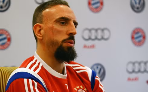 Ribery sẽ vắng mặt ít nhất 3 trận tại Bundesliga (Ảnh: Getty)