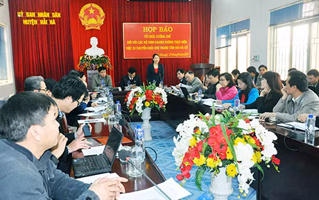 Lãnh đạo Ban Tuyên giáo Tỉnh ủy phát biểu ý kiến
