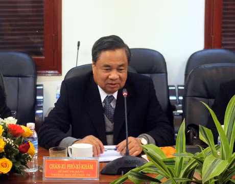Đồng chí X