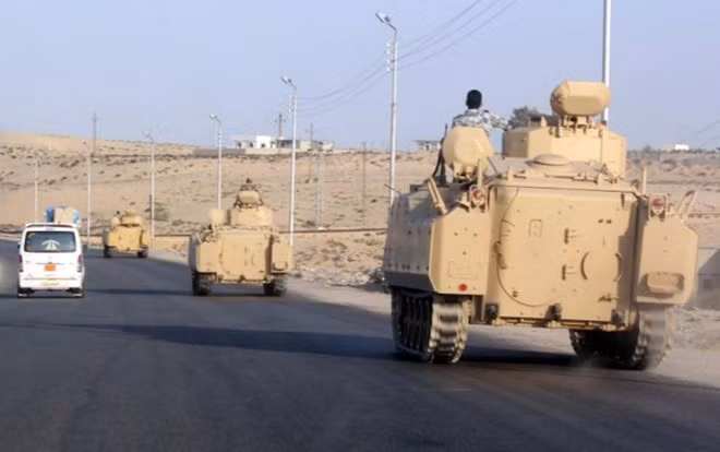 Xe quân sự Ai Cập tại bán đảo Sinai, năm 2011. Ảnh tư liệu. (Nguồn: AFP)