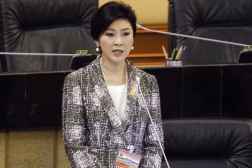 Cựu thủ tướng Thái Lan Yingluck Shinawatra trong phiên điều trần hôm 22/1. Ảnh: Reuters