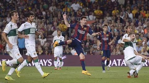Elche khó có thể cản nổi Messi và đồng đội
