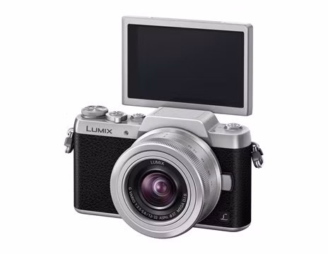 Lumix GF7.