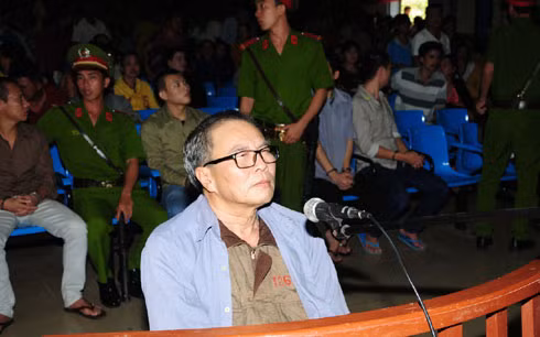 Bị cáo Nguyễn Quốc Tuấn (tự Tuấn “gấu” tại phiên tòa