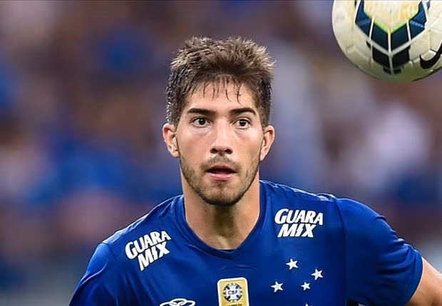 Real Madrid đã chính thức công bố bản hợp đồng Lucas Silva. Ảnh internet.