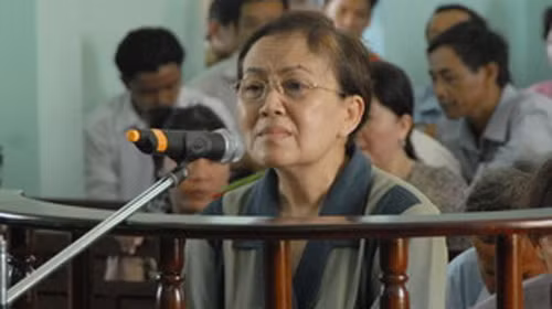 Bà Trần Ngọc Sương tại tòa trước đây - Ảnh: TTXVN