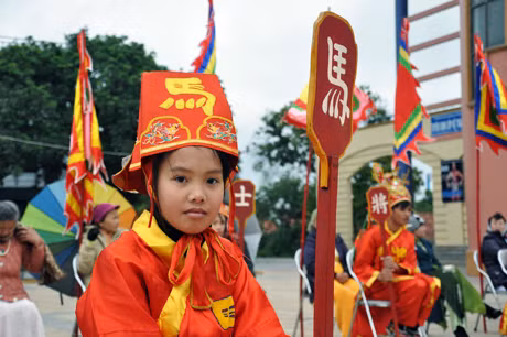 Cô bé Vũ Thu Hà trong trang phục quân mã cho biết đã rất hào hứng khi được chọn vào đội tuyển cờ lần này