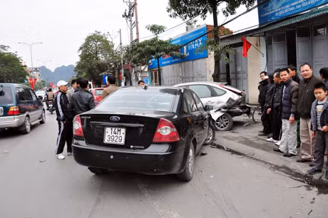 Hiện trường xảy ra vụ tai nạn giao thông