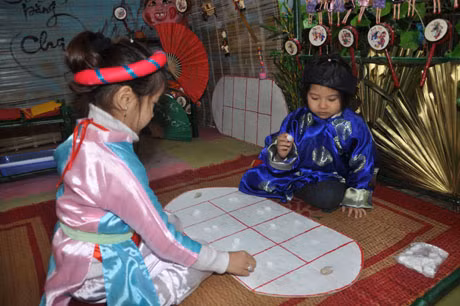 Chơi trò chơi Ô ăn quan