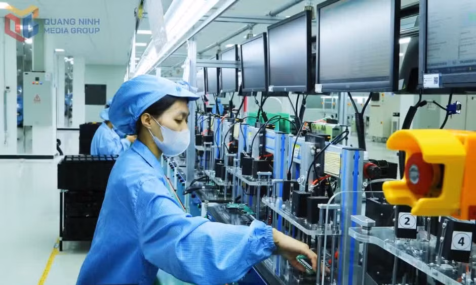 Thu hút, phát triển công nghiệp bán dẫn